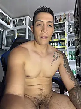 OliverWest04 Шоу с уебкамера