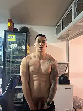 OliverWest04 Adlı Modelin Web Kamerası Şovu