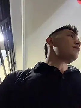 OliverWest04's Live XXX Chat
