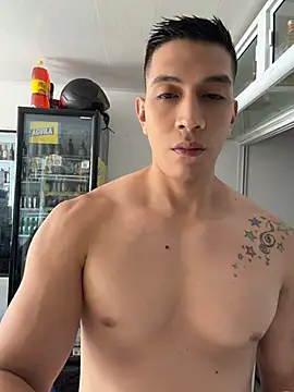โชว์เว็บแคมของ OliverWest04