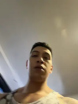 OliverWest04 Webcam show