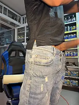 OliverWest04 webcam show