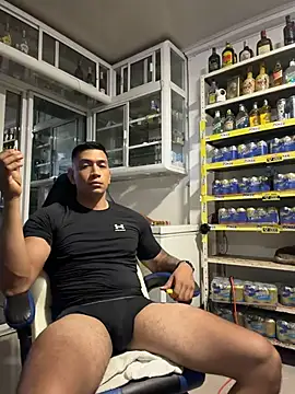 OliverWest04 Adlı Modelin Web Kamerası Şovu