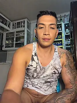 OliverWest04 Webcam Show