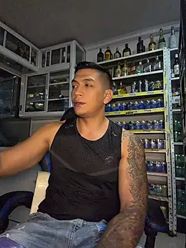 Show de webcam de OliverWest04