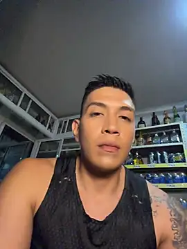 OliverWest04 Webcam-Show