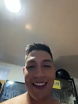 OliverWest04's Webcam Show