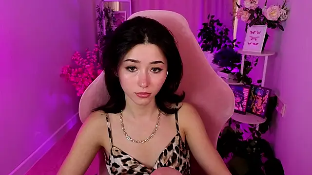 RedMidnight Adlı Modelin Canlı XXX Sohbeti