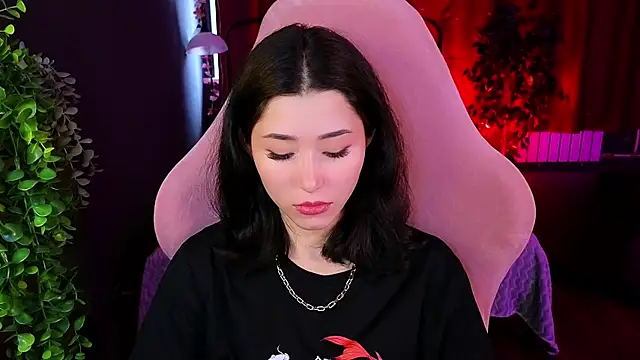 RedMidnightのウェブカメラショー