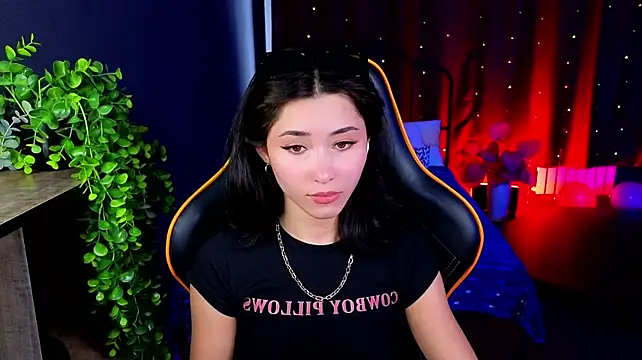 RedMidnight webkamerás műsora