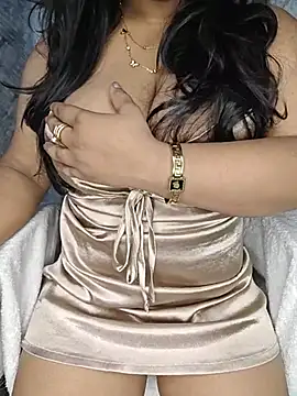 Curvy_Pooja's Webcam Show