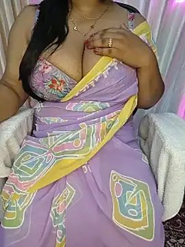 Curvy_PoojaのライブXXXチャット