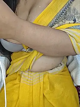 Curvy_Pooja's Live XXX Chat