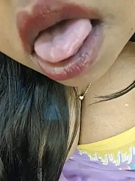 Curvy_Pooja 在線直播表演