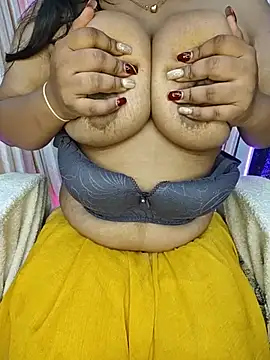 Živý XXX chat Curvy_Pooja