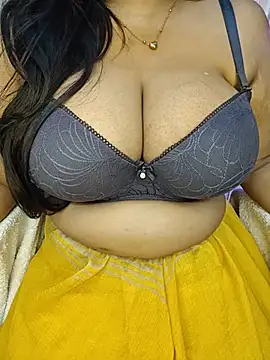 Curvy_Pooja Live XXX-chat