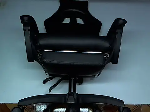 Alphacashmaster777 在線直播表演