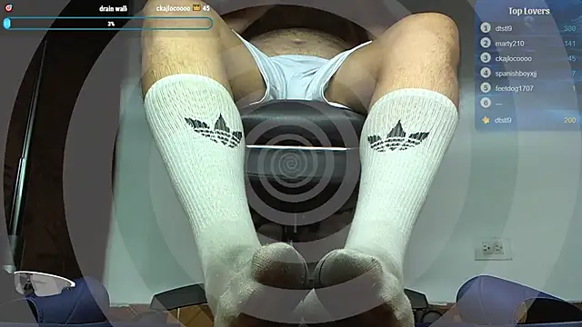 Show modela Alphacashmaster777 na web-kameri