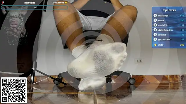 Alphacashmaster777 Adlı Modelin Web Kamerası Şovu