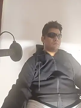 Alphacashmaster777's Webcam Show