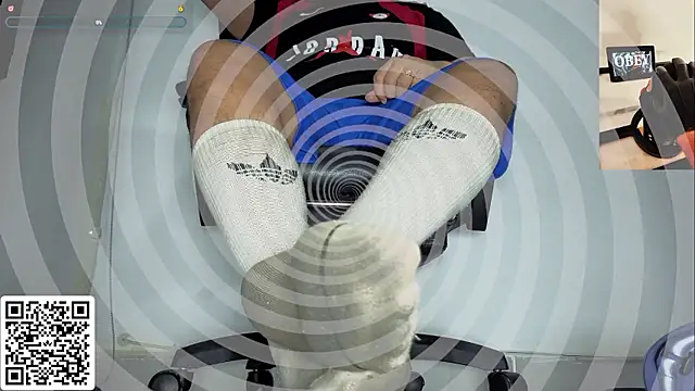 Webkamerová show Alphacashmaster777