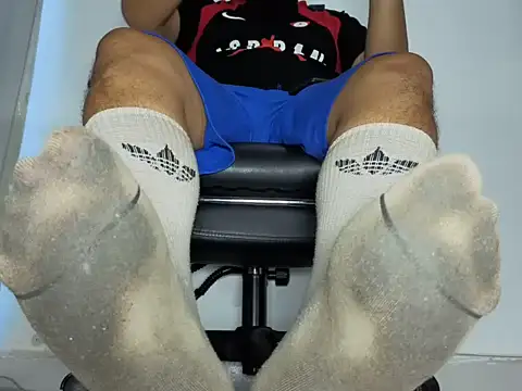 Show modela Alphacashmaster777 na web-kameri