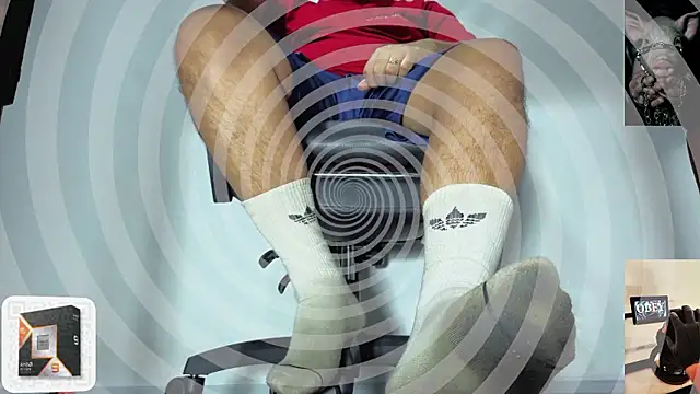 הופעת וובקאם של Alphacashmaster777
