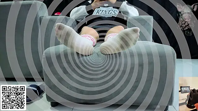 Alphacashmaster777 Show in webcam