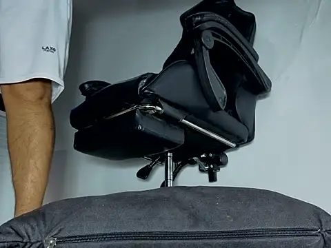 Alphacashmaster777 Шоу с уебкамера