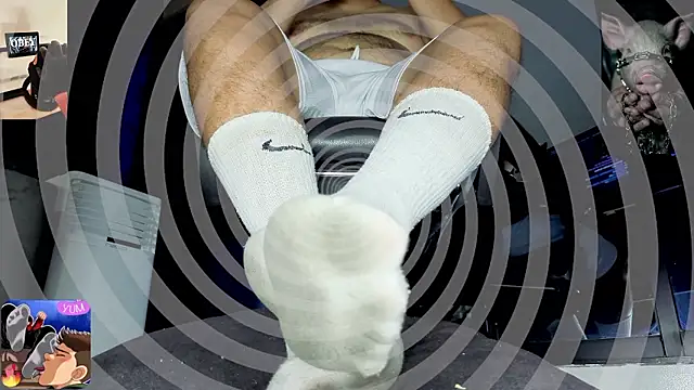 Alphacashmaster777 Show in webcam