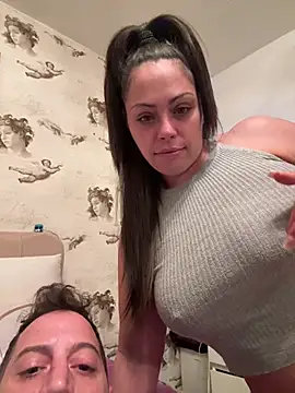 AlessiaMarco's Webcam Show