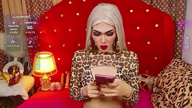 Antonia_Morphy Adlı Modelin Web Kamerası Şovu