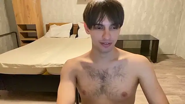 Show modela joshnovaq na web-kameri