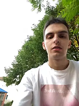Show modela joshnovaq na web-kameri