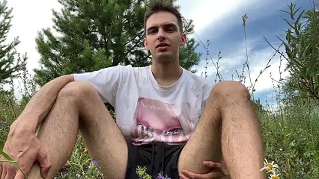 Show modela joshnovaq na web-kameri