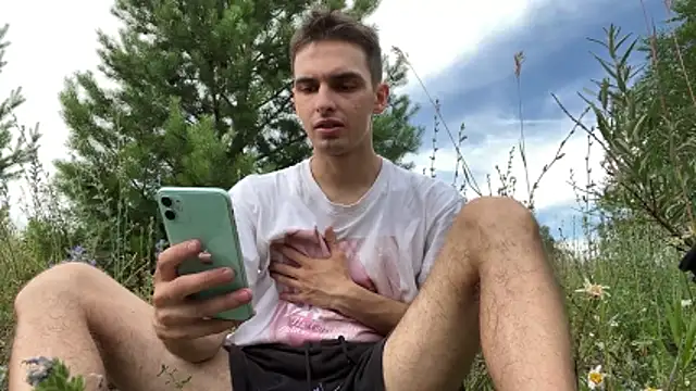 Show modela joshnovaq na web-kameri