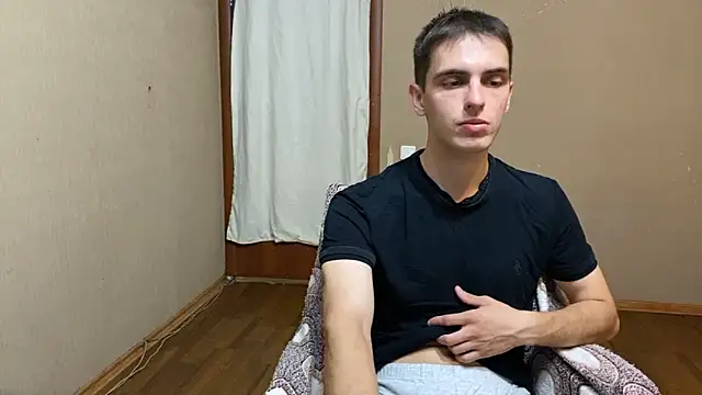 Show modela joshnovaq na web-kameri