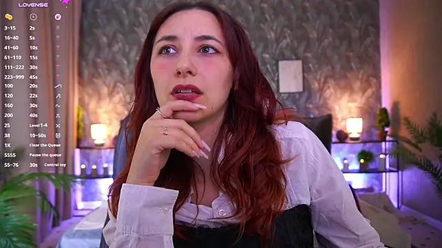RoxieRay's Webcam Show
