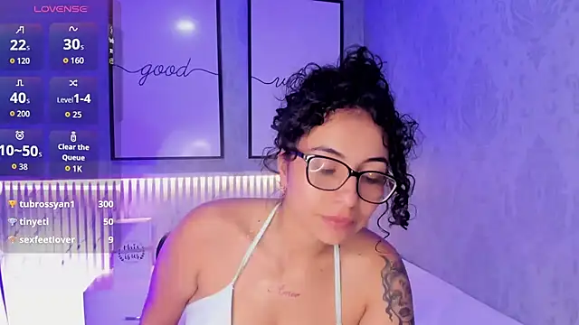 צ'אט XXX בשידור חי של sarah_sluty