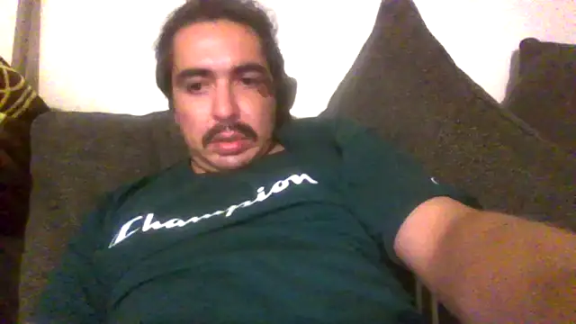 Webkamerová show 818horny