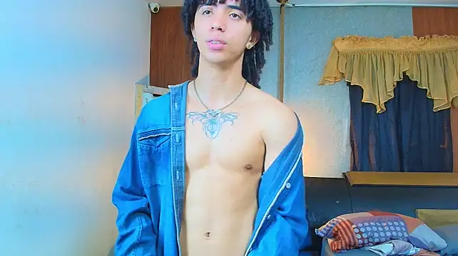 عرض كام kim_curlyy