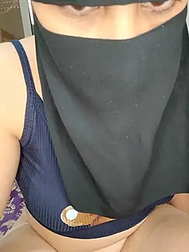 Ghizosexx69 Adlı Modelin Web Kamerası Şovu