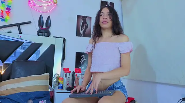 โชว์เว็บแคมของ karla_slut_dirty