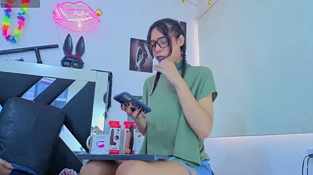 Webkamerová show karla_slut_dirty
