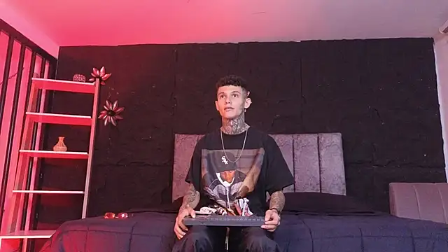 Paulo_527 Webcam show
