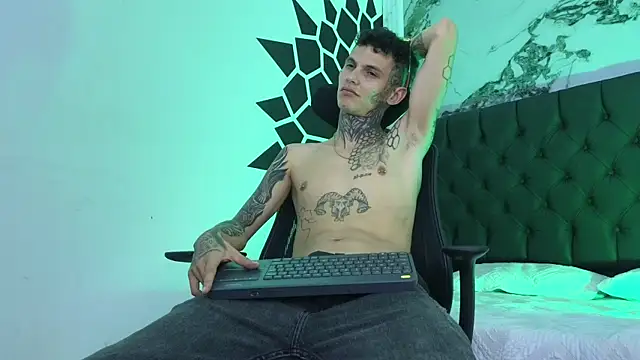 Paulo_527 Webcam Show