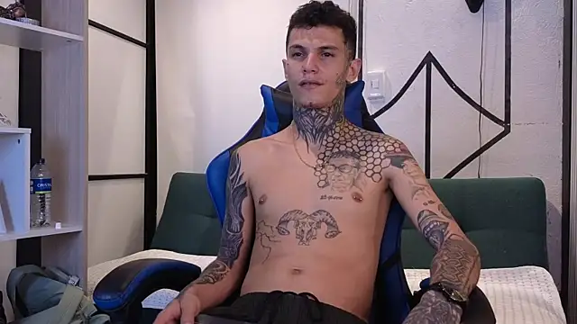 Paulo_527 Webcam show