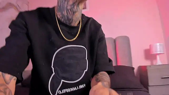 Paulo_527 Show Webcam