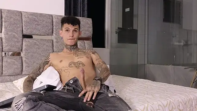 Paulo_527's Webcam Show