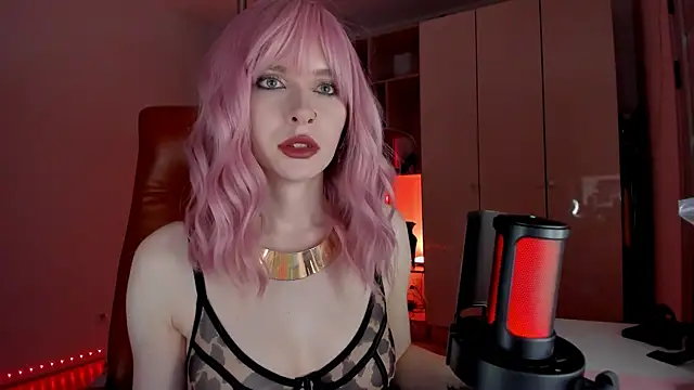 Mistress_Iris Adlı Modelin Web Kamerası Şovu